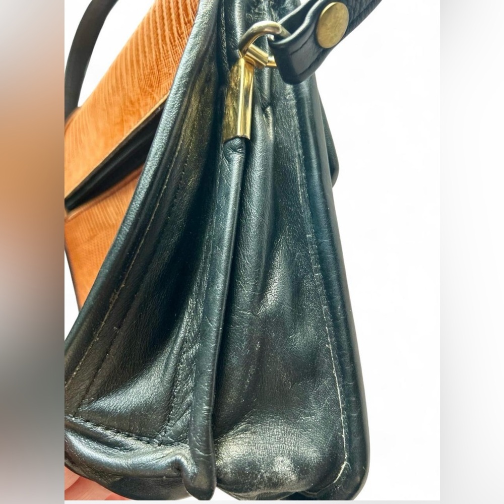 Vintage 1980s Roche Genuine Leather Cognac Patchwork Crossbody Bag Signature M - Picture 6 of 7